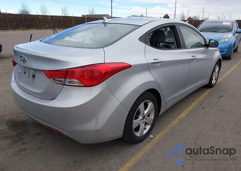 2013 Hyundai Elantra Gls z USA, uszkodzony, nr VIN 5NPDH4AE2DH330226